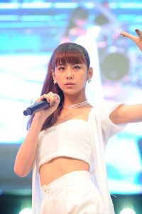 西内まりやビンタ事件で引退も！理由は？彼氏の呂敏と結婚可能性！